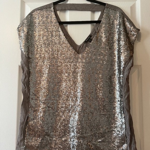 Stella & Dot Holiday Tee - Picture 1 of 1